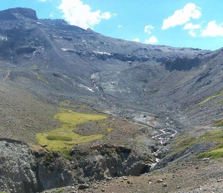 1 DOCTORADO volcan.JPG