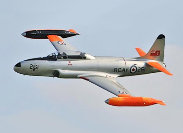 Canadair CT-133 Silver Star.jpg