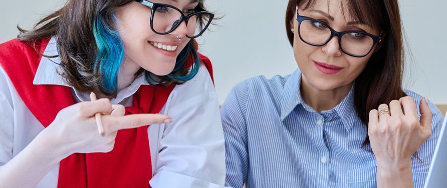 Convocatorias a estudiantes.jpg