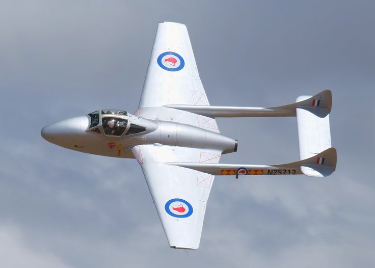 De Havilland Vampire F 30.jpg