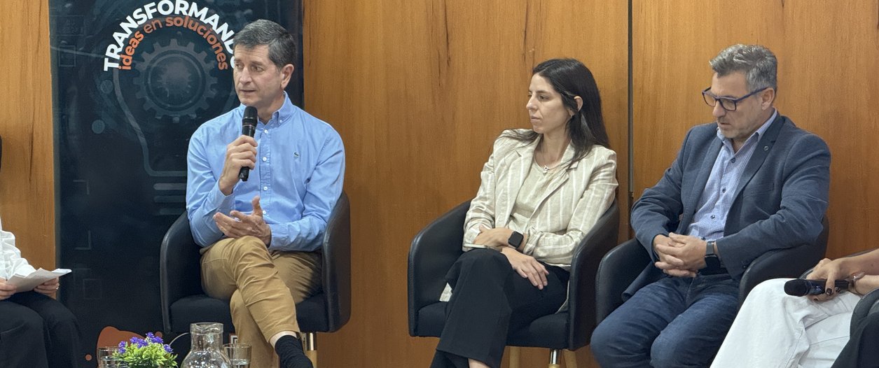 JORNADA HUELLA DE CARBONO - SELECCIÓN DE FOTOS  (2).HEIC