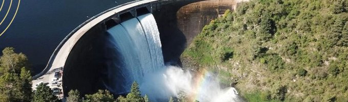 Obras pioneras Diques de Córdoba.jpg