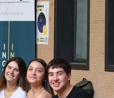 Participá del voluntariado para la Muestra de Carreras UNC  Ingreso 2026.jpg