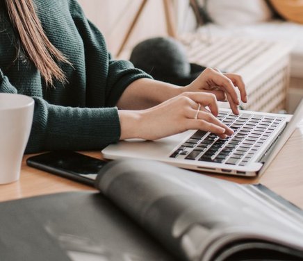 Suscribite a los newsletters de la Facultad según tu claustro.jpg