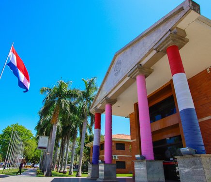 una-paraguay.jpg
